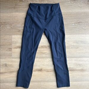 Lululemon seam-free cropped leggings 6